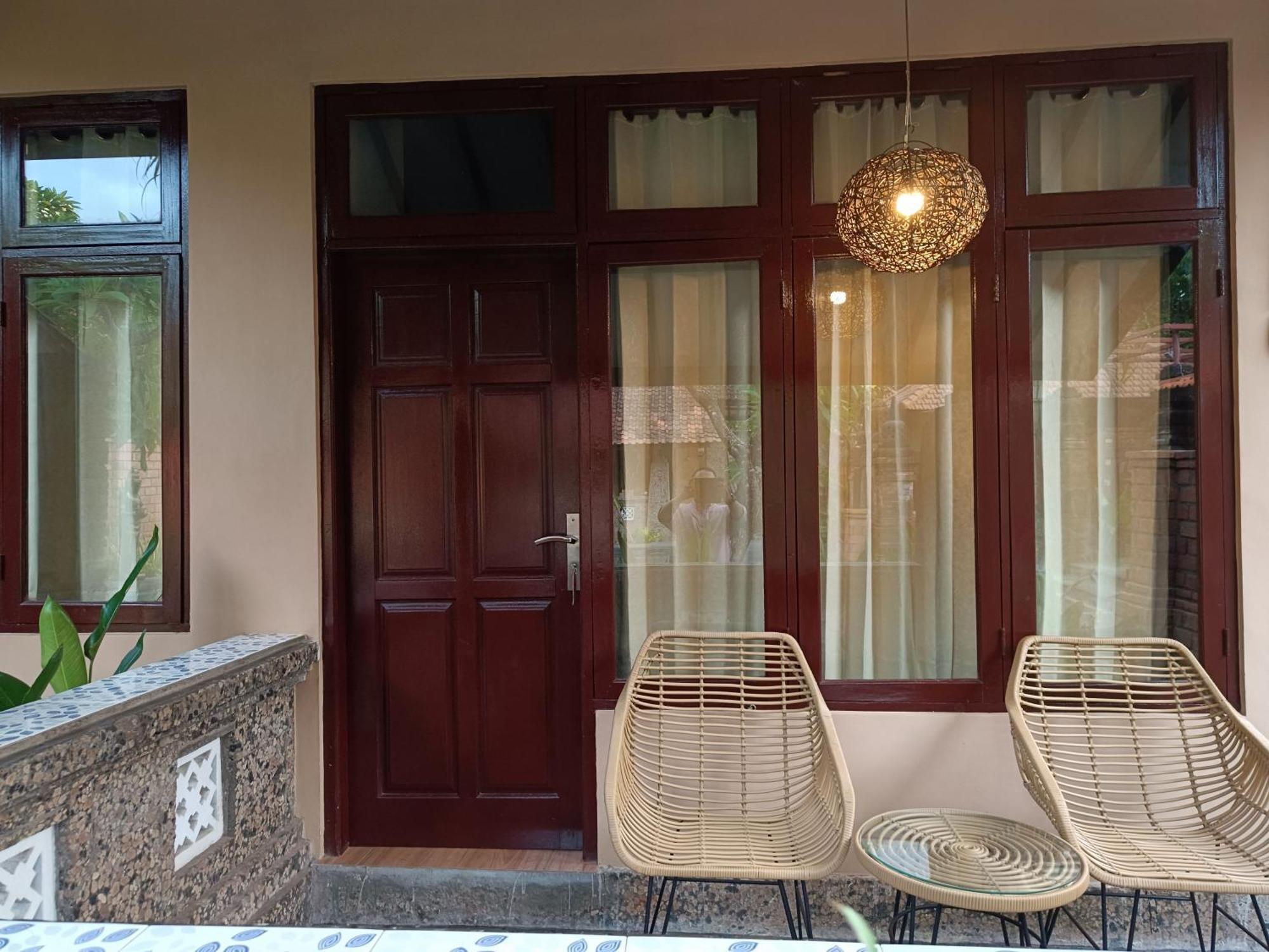Mahe Garden Inn And Villas By Kamara Kuta  Room photo